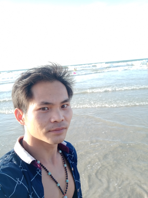 爱已欠费的第一张照片--浦北蓝颜知己交友网